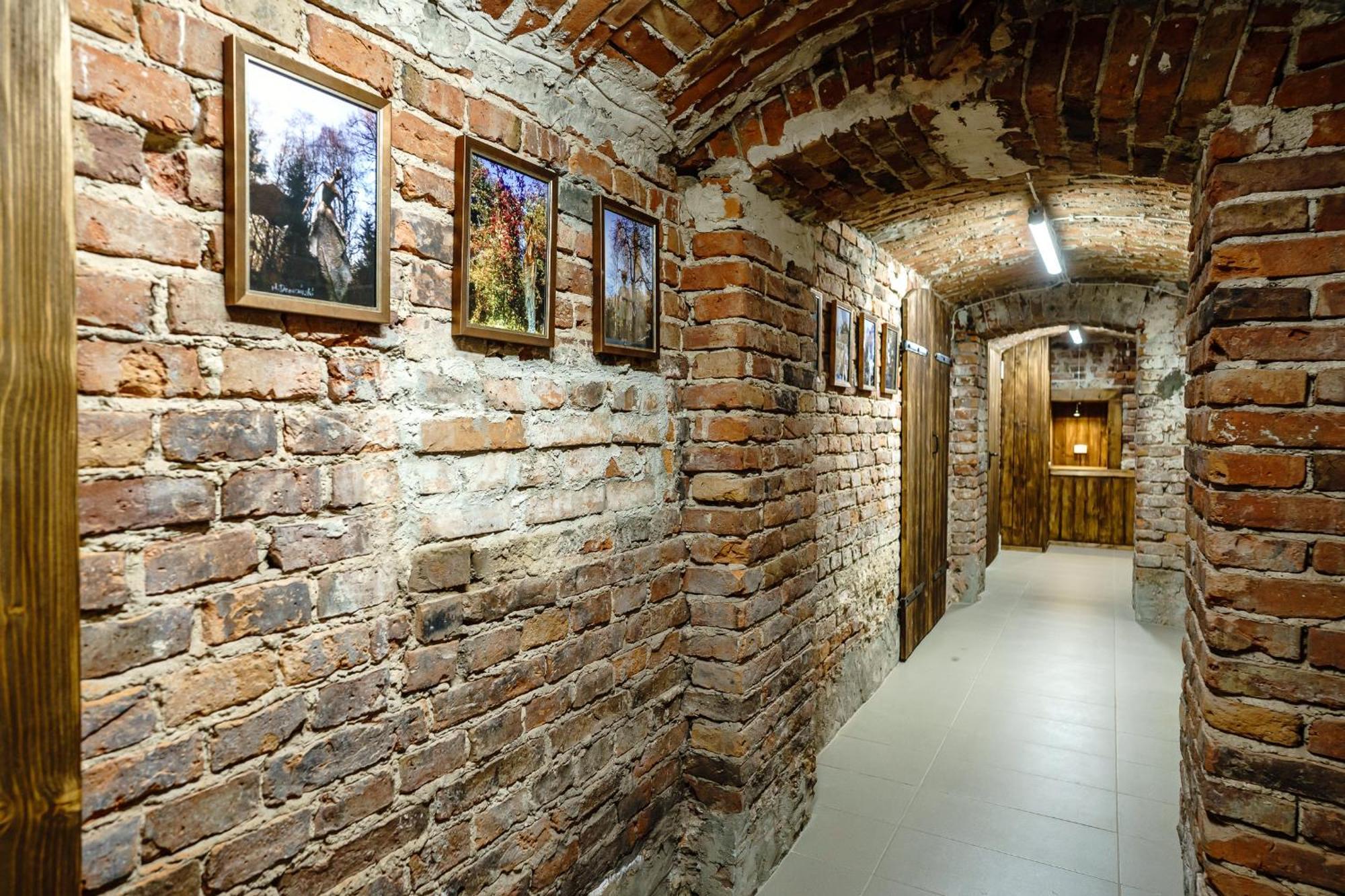 Old Town Ac Apartments Main Raiway Station Krakau Exterior foto